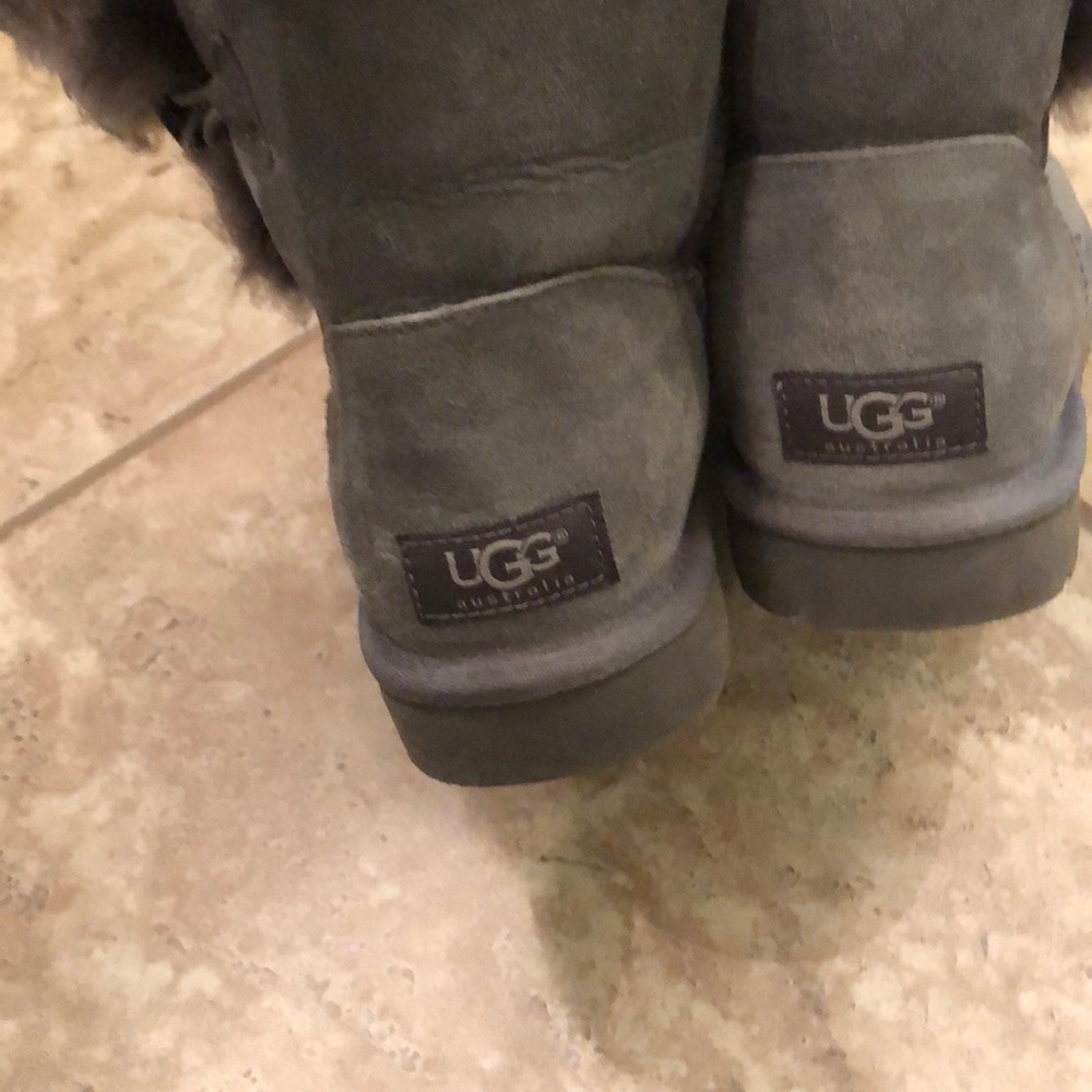 Authentic ugg boots - Picture 3 of 6